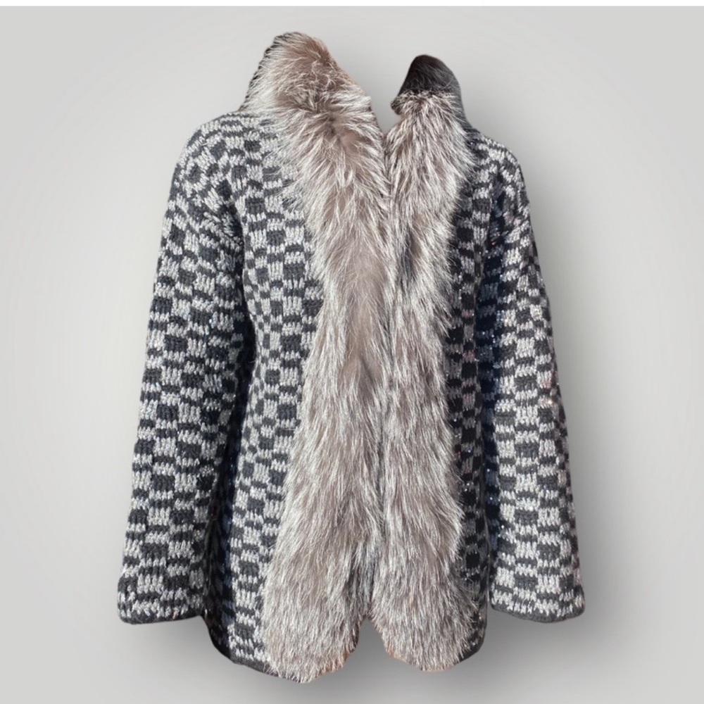 Oscar de la Renta Fox Fur & Silk Grey & Black Sequins
Cardigan Sweater